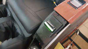 Cara Keluarkan Duit Syiling Tersangkut di dalam Bill Acceptor Kerusi Urut Layan Diri
