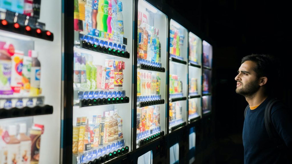 Side income vending machine