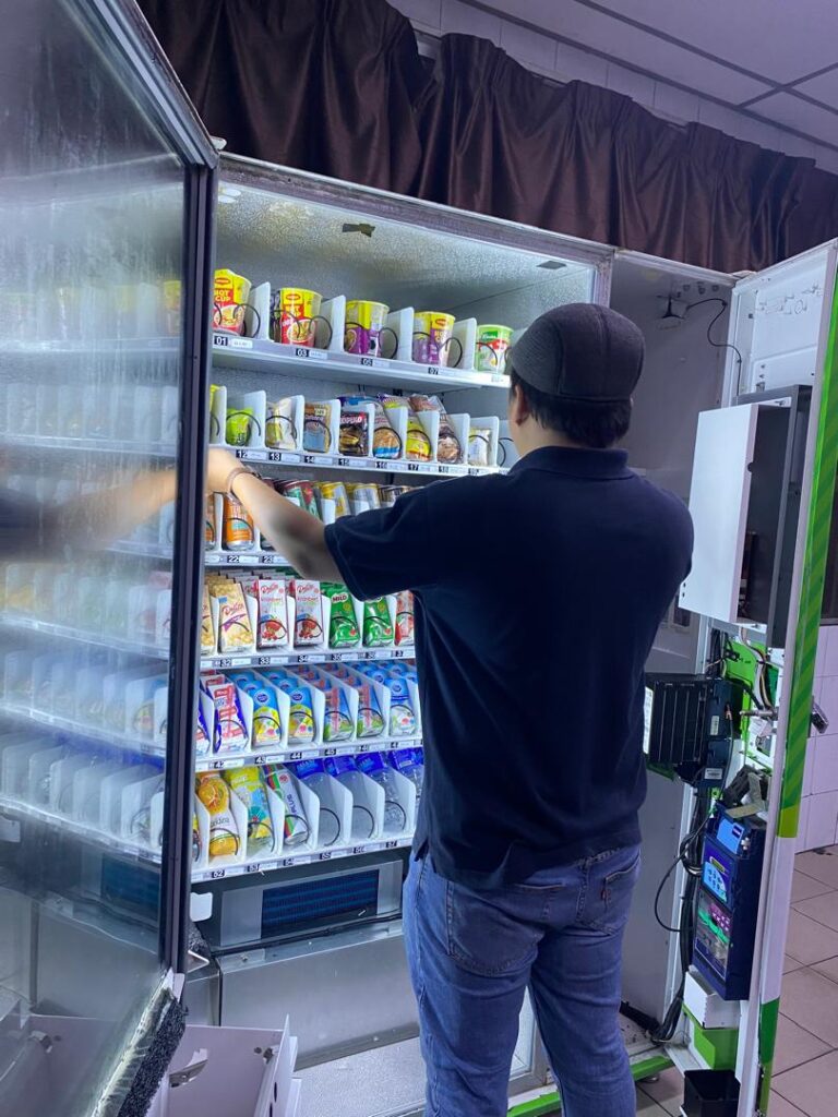 kisah vending machine secondhand 1